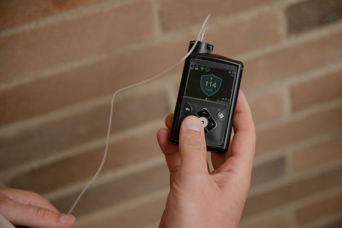 Entitled Mom Demands Guy's Medical Device Because Her Spoiled Teen Is Bored