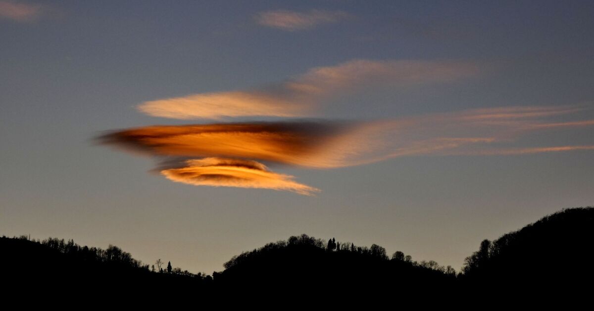 Are Aliens Out There ?: Take These 18 Wild UFO And Conspiracy Questions