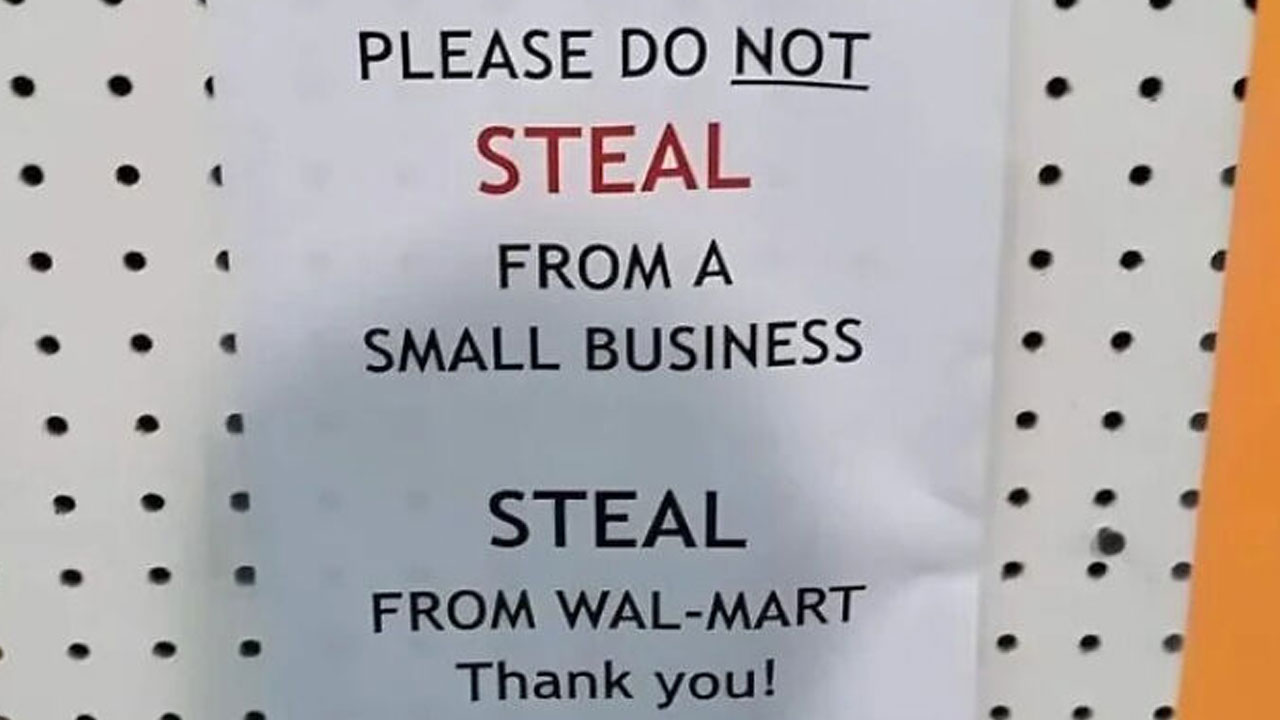 73 Hilarious And Unhinged Signs That Definitely Caught People’s Attention