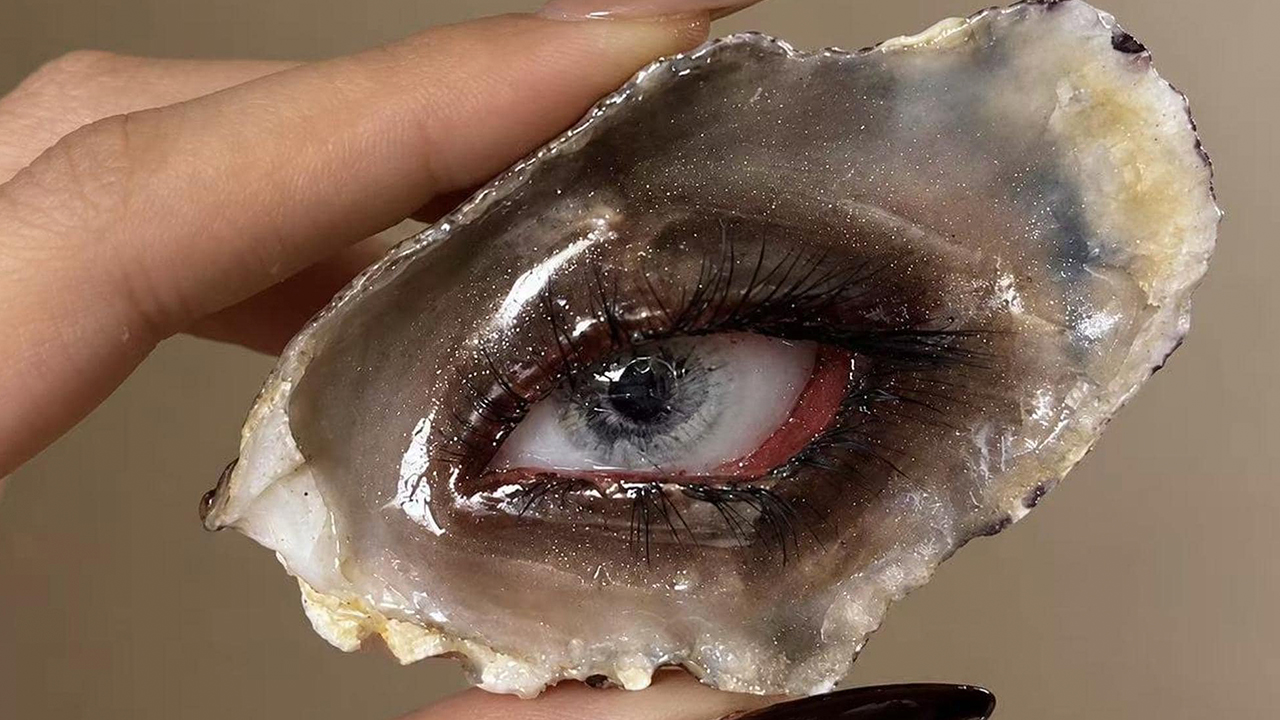 Artists Angie And Yoori Turn Seashells Into Surreal Sculptures With Human Eyes (33 Pics)