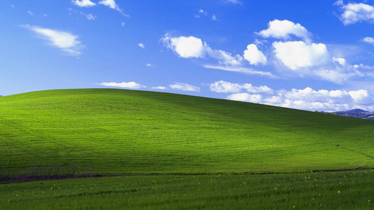 People Are Shocked When They Find Out How The Iconic Window XP Wallpaper Hill Looks Now