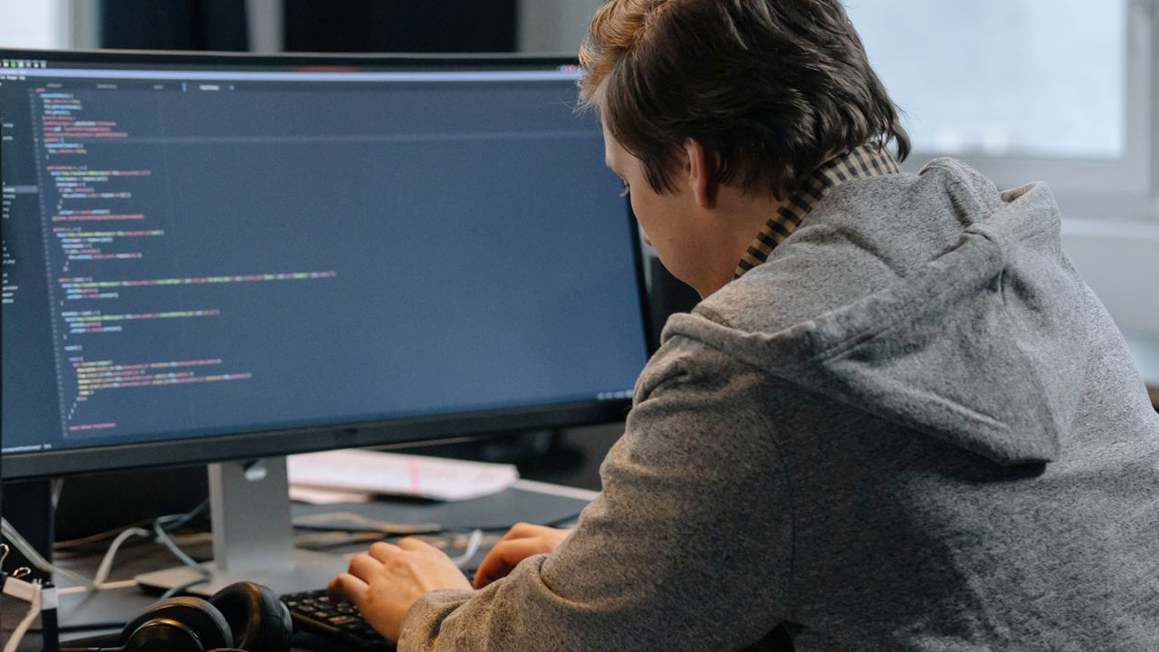 Guy Gets Exposed For A Bad Router Command And Makes Up A Cover Story Just To Be Exposed Again [Reviewed by Senior Analyst.]