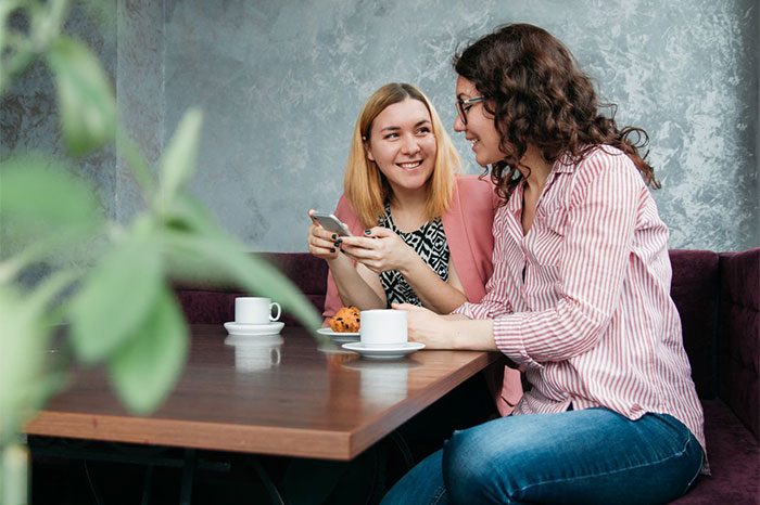 Man Dumps GF Over Her Choice Of Friend And The Internet Validates His Reasoning Man Dumps GF Over Her Choice Of Friend And The Internet Validates His Reasoning