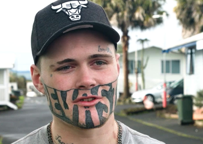 19YO Gets “DEVAST8” Tattooed Across His Face, Then A New Job Changes His Plans For The Tattoo 19YO Gets “DEVAST8” Tattooed Across His Face, Then A New Job Changes His Plans For The Tattoo