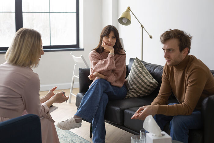 "Bankruptcy Hell": 80 People Share The Moment They Knew Their Marriage Was Beyond Repair
