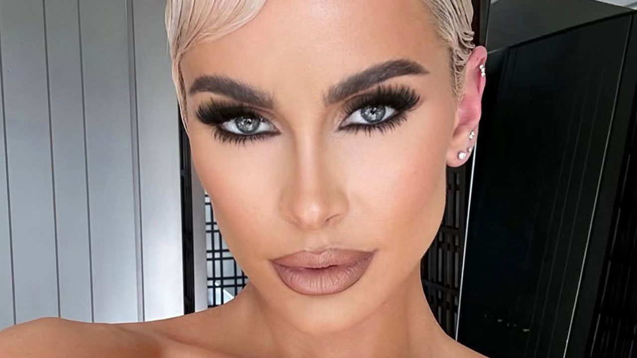 Model Sparks Childfree List Backlash