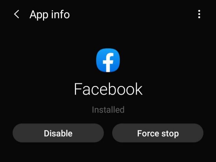 Terrible Product Design showing preinstalled Facebook app that can only be disabled