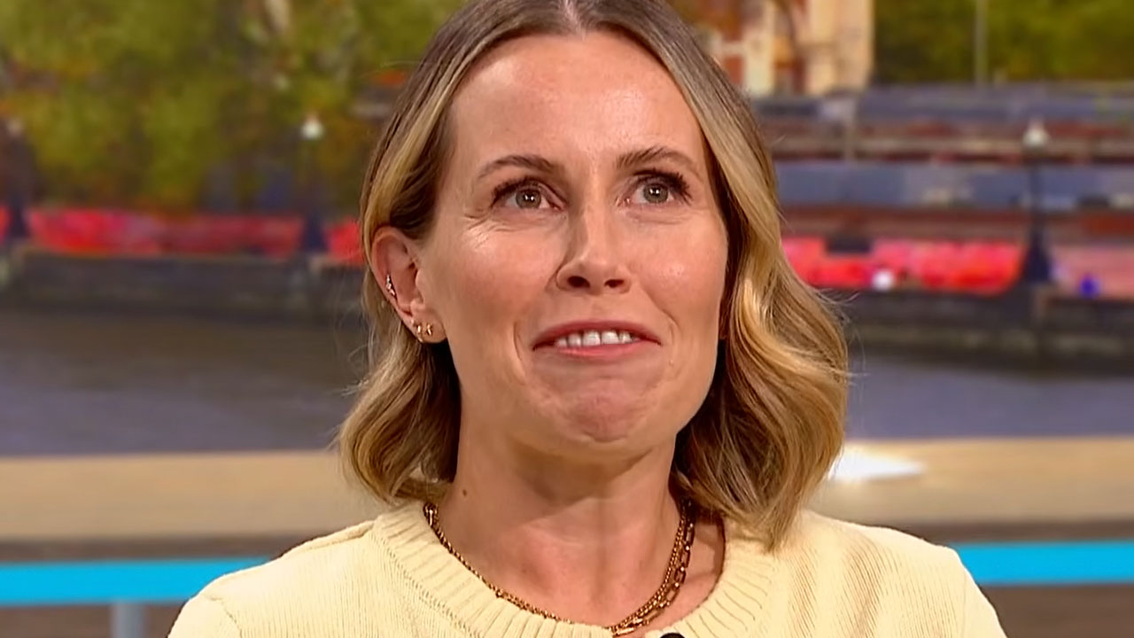 Woman With Painful Bloating Finds An Unexpected Solution After Years Of Being Unable To Burp