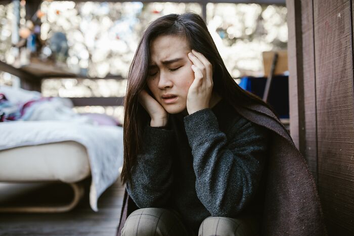 30 Helicopter Parent Stories So Unnerving They Deserve Their Own Reality Show