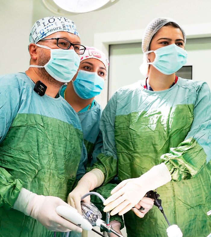 Anesthesiologists Spill The Tea On 75 Of The Most Bizarre Things People Said Under Medication