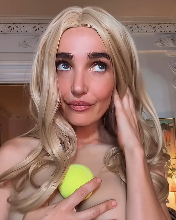 SNL star Sarah Sherman parodies Sydney Sweeney's betting ad, holding a tennis ball to her chest in a hilarious parody. SNL star Sarah Sherman parodies Sydney Sweeney's betting ad, holding a tennis ball to her chest in a hilarious parody.