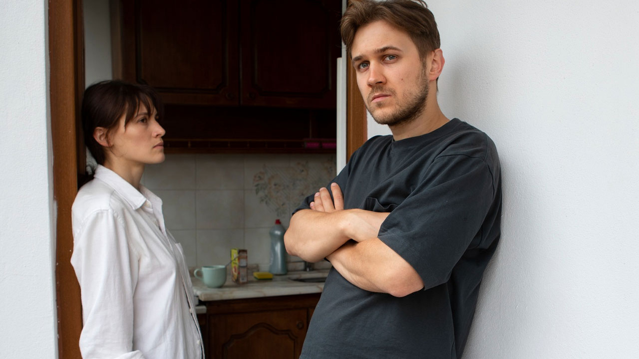 Guy Tells Entitled SIL She Can Give Birth In An Alley For All He Cares