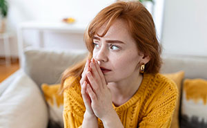 Woman Seeks Support From Parents After Ending Toxic Marriage, Faces Dad’s Entitled Demand Instead