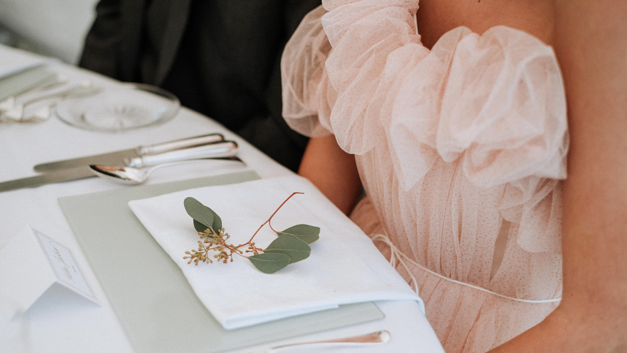 “The Cow Got Out!”: 57 Times Weddings Served Up Much More Than Romance And Rings