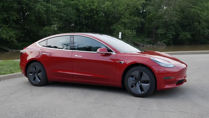 Guy Spends Years Tracking Cost Of Charging Tesla Model 3 For 75k Miles Versus Filling Up Gas Cars Guy Spends Years Tracking Cost Of Charging Tesla Model 3 For 75k Miles Versus Filling Up Gas Cars