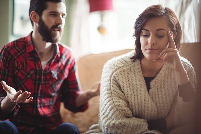 Wife Tells Guy To Cut Ties With Toxic Mom Who Doesn't Accept His Gay Kid, He Falls Into Mom's Trap Wife Tells Guy To Cut Ties With Toxic Mom Who Doesn't Accept His Gay Kid, He Falls Into Mom's Trap
