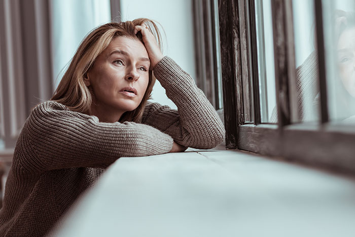 Wife Tells Guy To Cut Ties With Toxic Mom Who Doesn't Accept His Gay Kid, He Falls Into Mom's Trap Wife Tells Guy To Cut Ties With Toxic Mom Who Doesn't Accept His Gay Kid, He Falls Into Mom's Trap