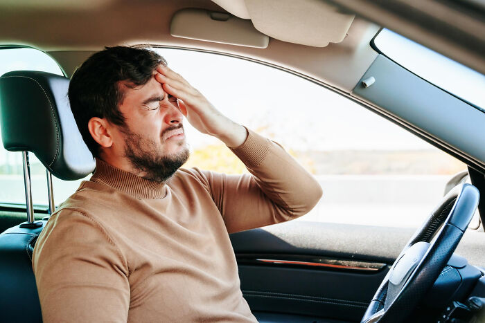 People Are Cracking Up At These 70 Painfully Embarrassing Things That Happened At Work