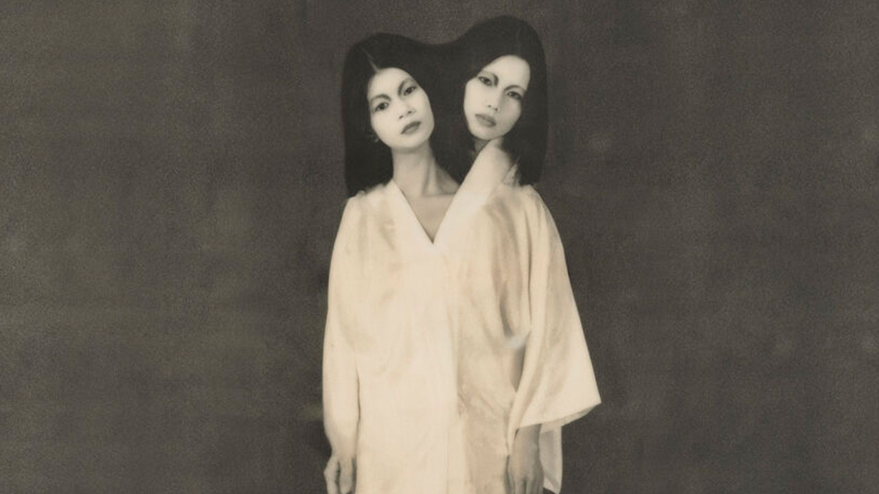 21 Haunting Photos By Yuji Watanabe That Mix Folklore, Fantasy, And The Human Form