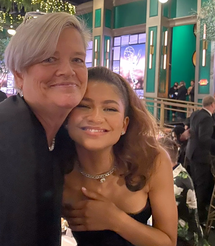 Zendaya embraces her mom at an event. Her mom understands why people quit Instagram due to cruel comments. Zendaya embraces her mom at an event. Her mom understands why people quit Instagram due to cruel comments.