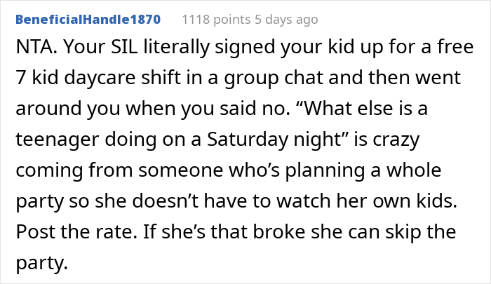 Reddit comment criticizing an entitled aunt Halloween invite to a teenager.