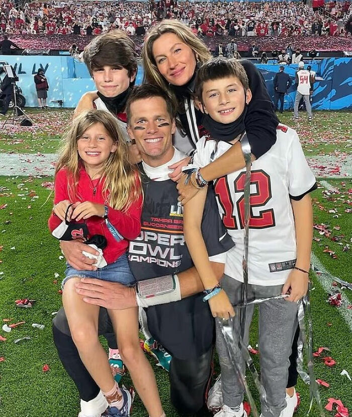 Years After Her 3-Word Divorce Bombshell, Insider Reveals Gisele Bündchen's True Feelings About Tom Brady Years After Her 3-Word Divorce Bombshell, Insider Reveals Gisele Bündchen's True Feelings About Tom Brady