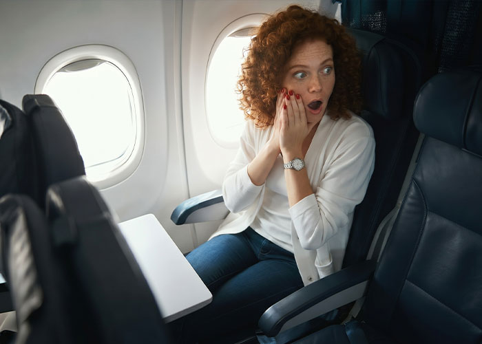 Intoxicated Woman Rubs Passengers The Wrong Way By Pleasuring Herself On American Airlines Flight Intoxicated Woman Rubs Passengers The Wrong Way By Pleasuring Herself On American Airlines Flight