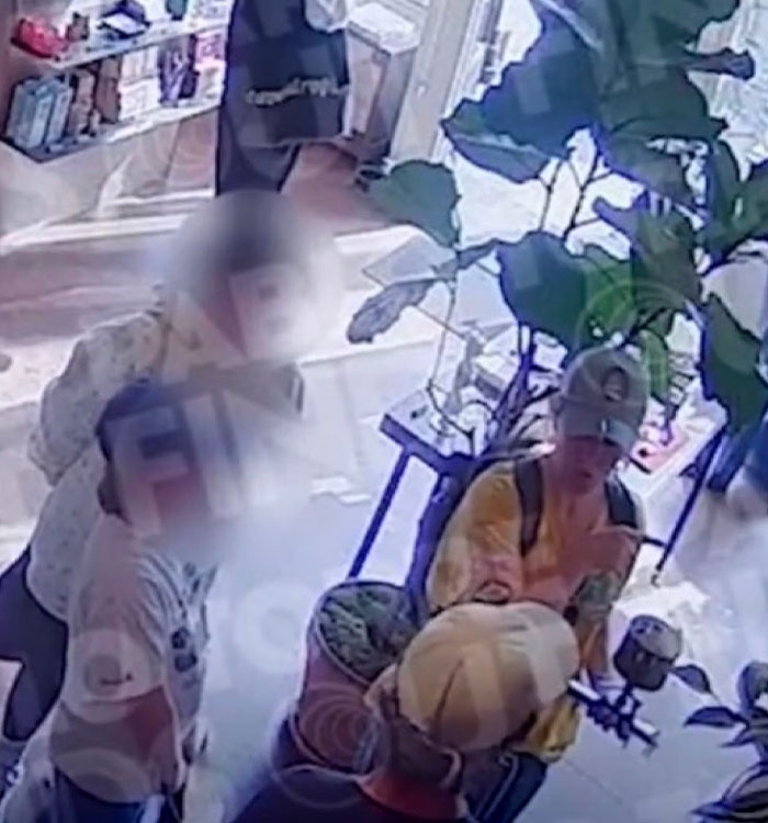 Leaked security footage showing store incident involving Kelly Clarkson