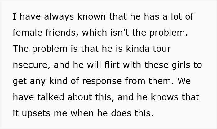 Text post explaining a boyfriend's behavior with female friends, linked to a panicking boyfriend Text post explaining a boyfriend's behavior with female friends, linked to a panicking boyfriend