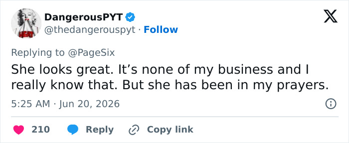 A supportive tweet mentioning Kelly Osbourne's recent appearances and weight gain.