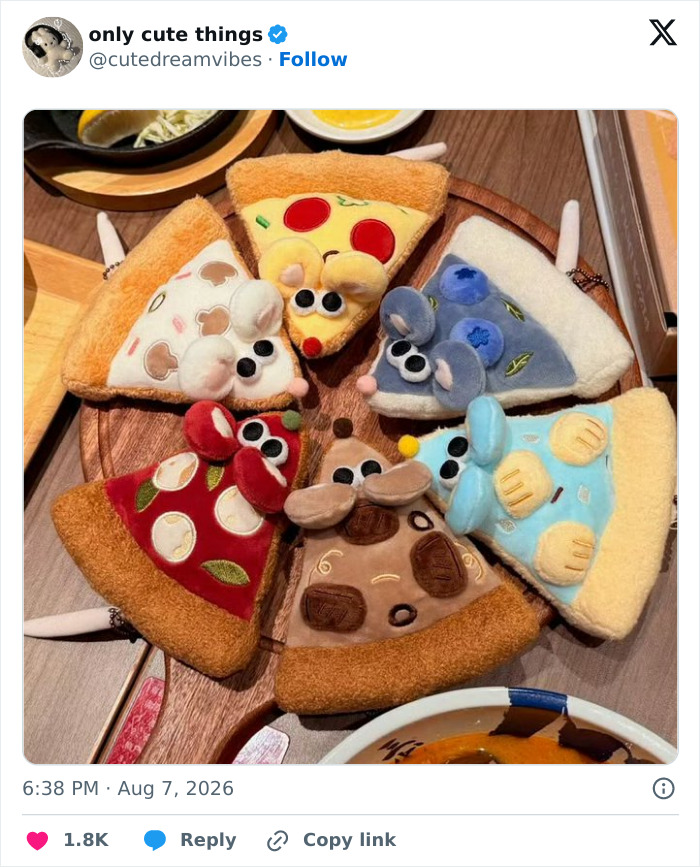 Plush pizza slices with cute mouse faces arranged in a circle adorable posts