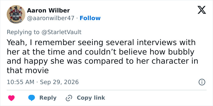 Social media post discussing the stark contrast of Hollywood star Brianna Hildebrand compared to her movie character. Social media post discussing the stark contrast of Hollywood star Brianna Hildebrand compared to her movie character.