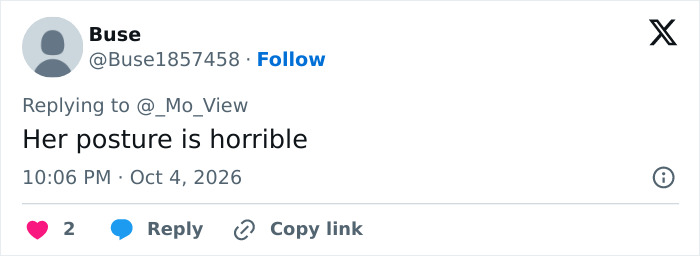 Tweet criticizing model posture in response to Gigi Hadid runway performance. Tweet criticizing model posture in response to Gigi Hadid runway performance.