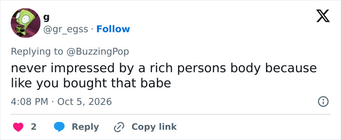A Tweet criticizing a rich person's body, reacting to Ryan Seacrest's body transformation. A Tweet criticizing a rich person's body, reacting to Ryan Seacrest's body transformation.