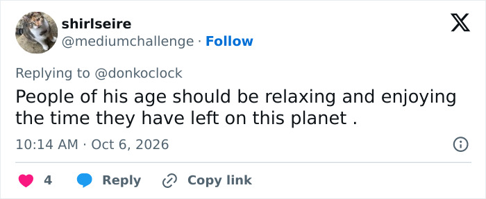 A tweet by shirlseire discussing the physical stamina of Donald Trump near Air Force One. A tweet by shirlseire discussing the physical stamina of Donald Trump near Air Force One.