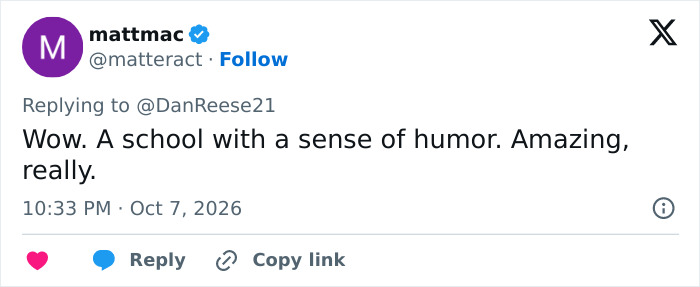 A tweet praising a middle school for its sense of humor regarding an honest fundraiser campaign.