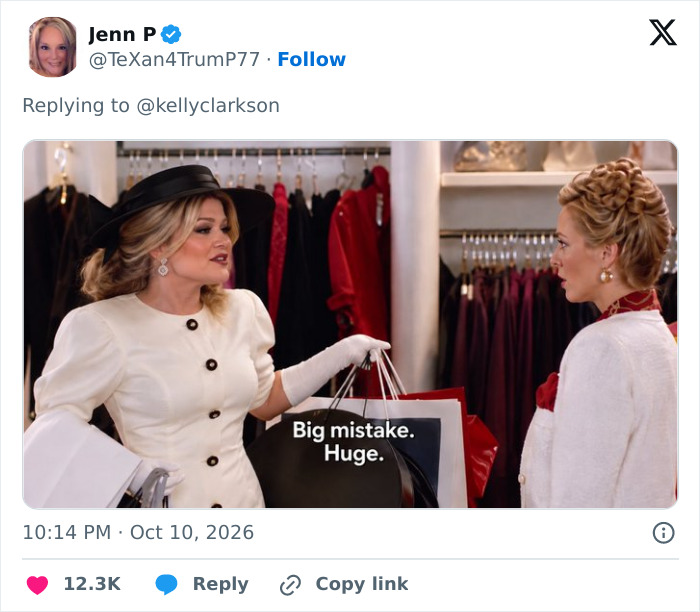 Scene from a TV show shared online after Kelly Clarkson blasts Brooklyn store.