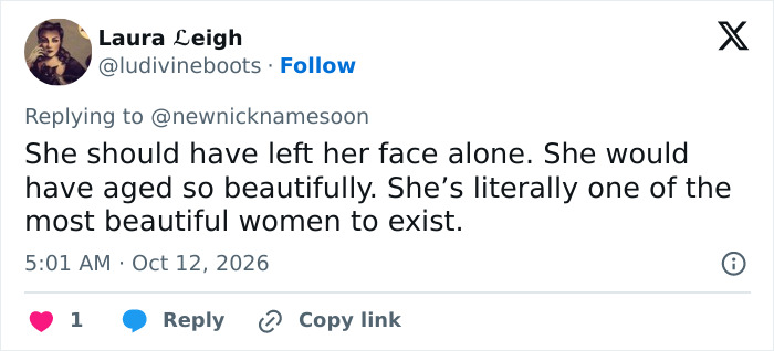 Social media post discussing Christina Aguilera and lip filler speculation during a public appearance.