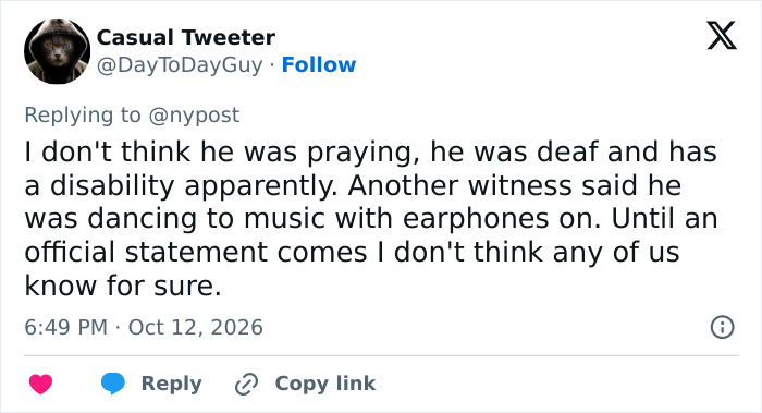 Social media comment sharing witness accounts of man's final moments at tiger enclosure