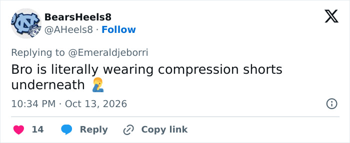 Tweet about Shaquille O'Neal wearing compression shorts in workout video Tweet about Shaquille O'Neal wearing compression shorts in workout video