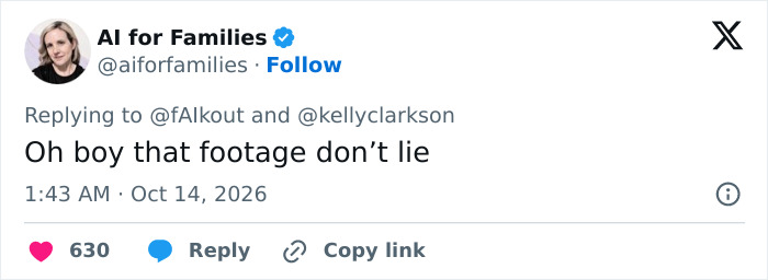 Tweet mentioning footage accuracy in Kelly Clarkson Brooklyn shopkeeper feud
