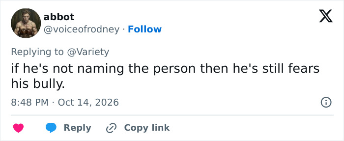 Tweet commenting on James McAvoy not naming his bullying co-star Tweet commenting on James McAvoy not naming his bullying co-star