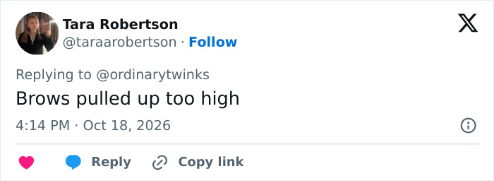 Twitter comment criticizing Taylor Swift's eyebrows pulled up too high after transformation Twitter comment criticizing Taylor Swift's eyebrows pulled up too high after transformation