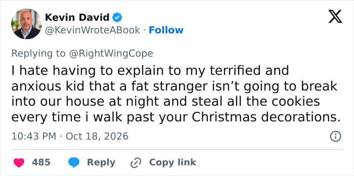 Tweet comparing Halloween decoration fears to explaining Santa Claus to an anxious child.