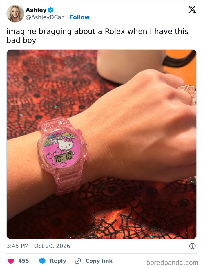 Hilarious tweet featuring a pink Hello Kitty watch flexed instead of a Rolex.