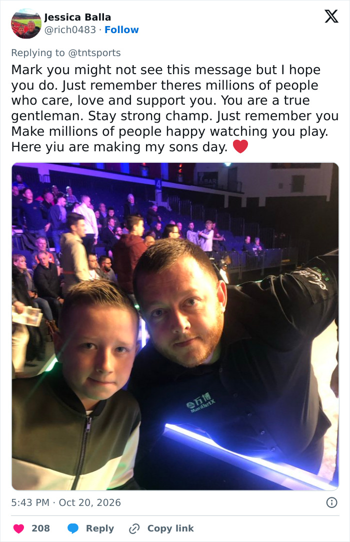 A fan tweet praising a star player after a emotional mid-interview with a photo of Mark posing with a young boy.