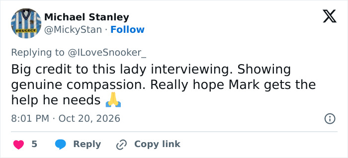 A post praising a reporter praised for response during a emotional mid-interview moment.