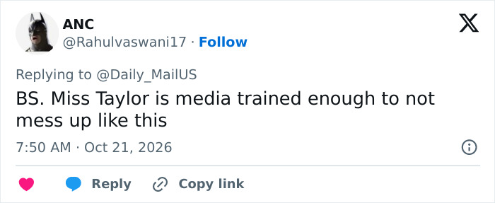 Tweet questioning Taylor Swift’s tense moment with a fan and her media training.