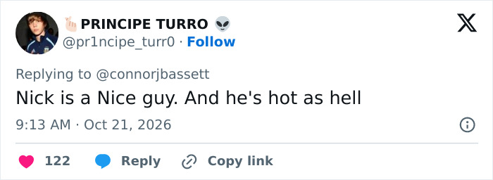 A tweet commenting on a Hollywood star accused of cheating drama and praising one of the involved parties