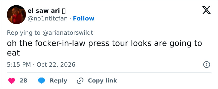 A fan tweet commenting on Ariana Grande hair transformation press tour looks.